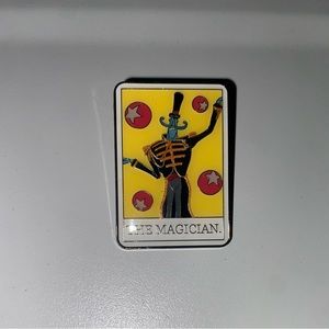 Blind Box Coraline Tarot card pin - Mr. Bobinski